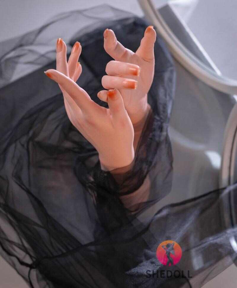 [SHEDOLL] Articulated Hand Model | Poseable Finger Joints for Nail Art/Photography | Medical-grade Companion Hand (0.88kg Lifesize)